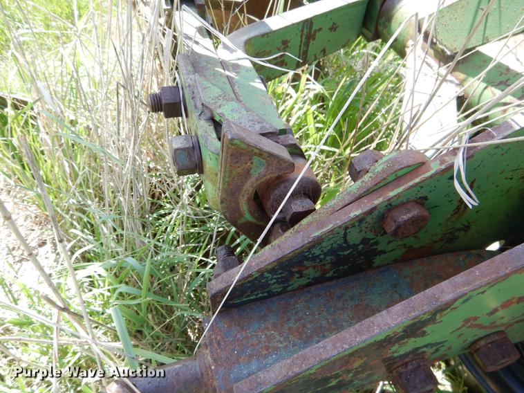 image for item DG5804 John Deere three bottom plow