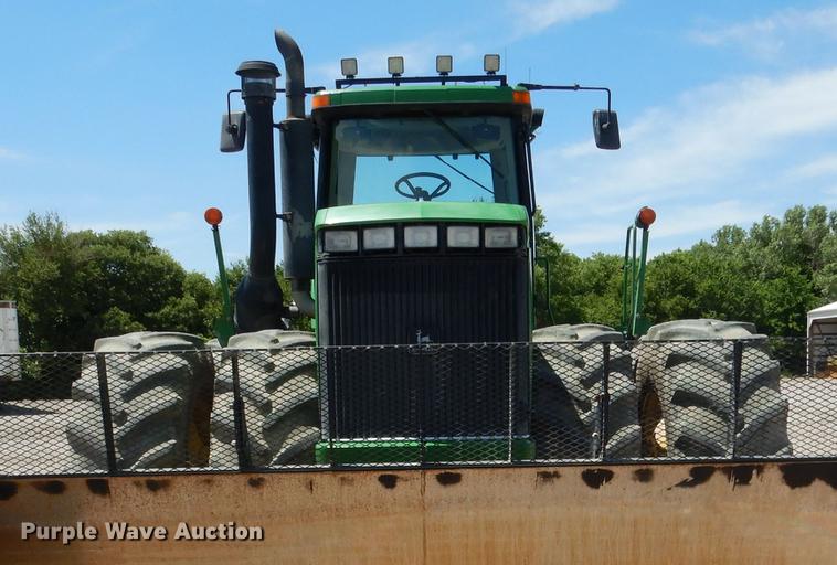 image for item DG5808 1998 John Deere 9400 4WD tractor