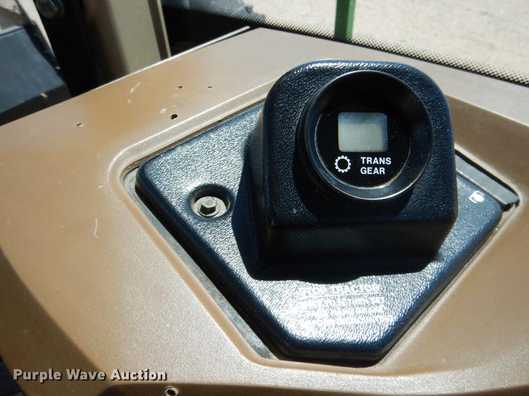 image for item DG5808 1998 John Deere 9400 4WD tractor