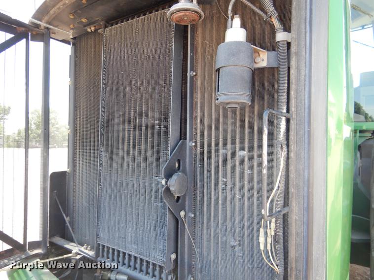 image for item DG5808 1998 John Deere 9400 4WD tractor