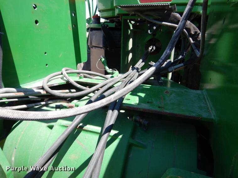 image for item DG5808 1998 John Deere 9400 4WD tractor