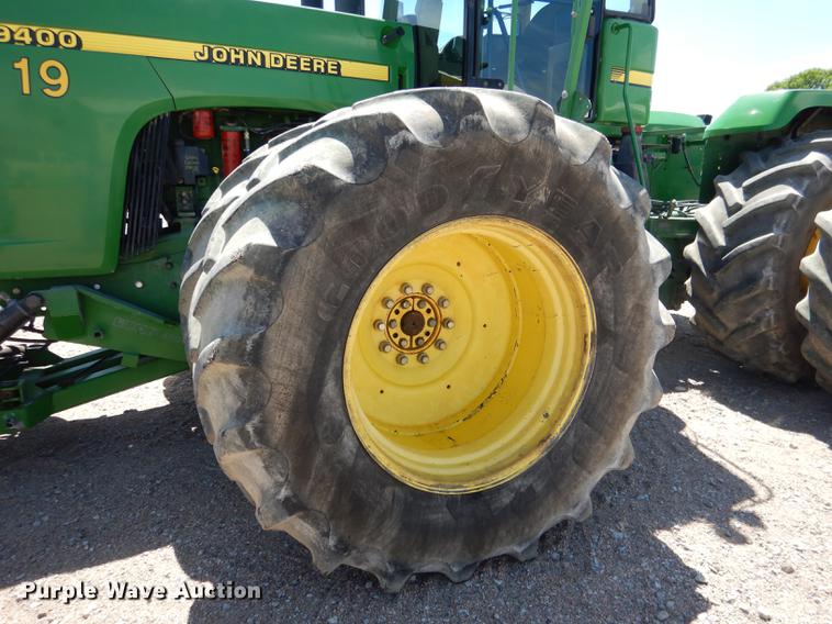 image for item DG5808 1998 John Deere 9400 4WD tractor