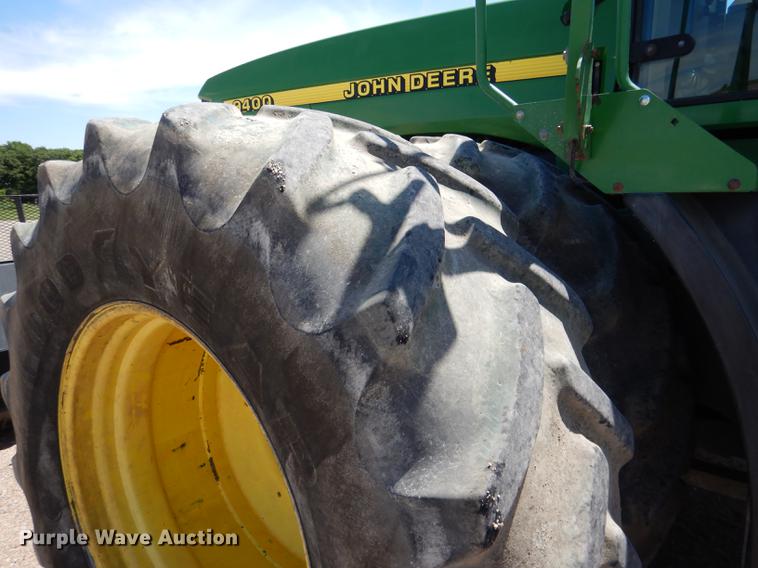 image for item DG5808 1998 John Deere 9400 4WD tractor