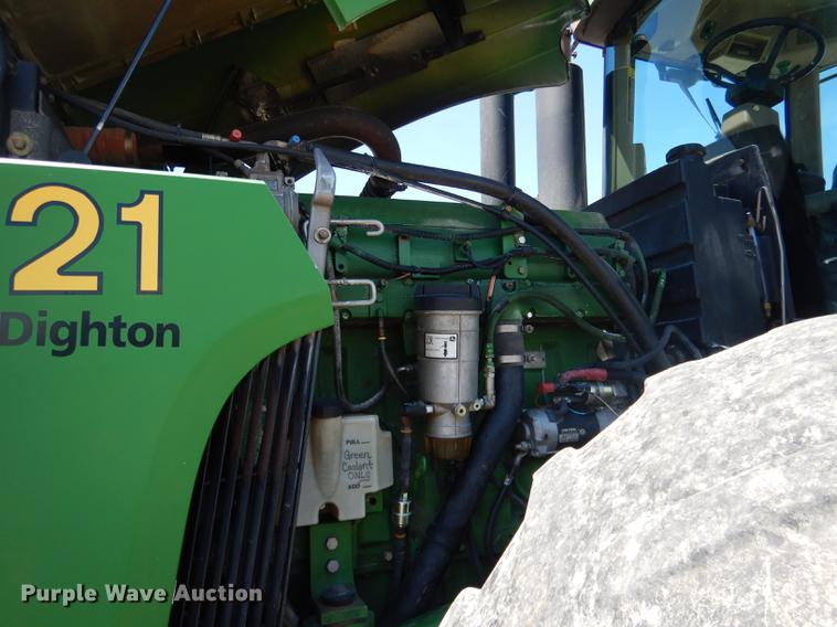 image for item DG5809 2001 John Deere 9400 4WD tractor