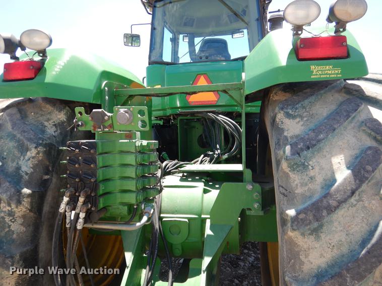 image for item DG5809 2001 John Deere 9400 4WD tractor