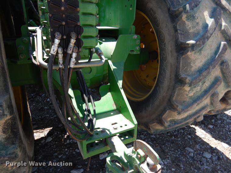 image for item DG5809 2001 John Deere 9400 4WD tractor