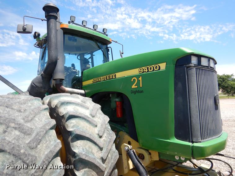image for item DG5809 2001 John Deere 9400 4WD tractor