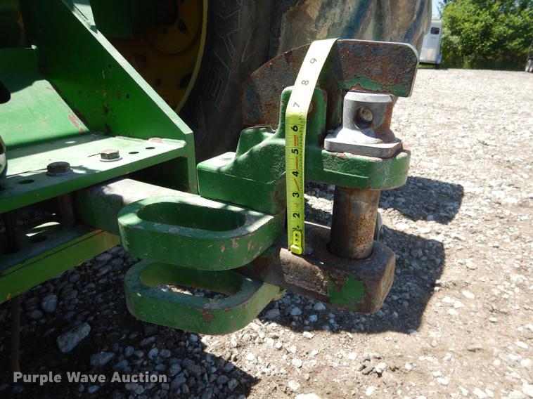 image for item DG5809 2001 John Deere 9400 4WD tractor