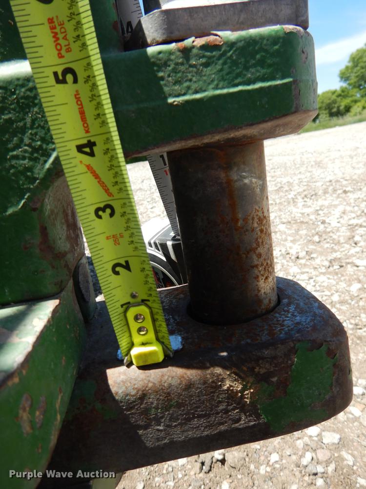 image for item DG5809 2001 John Deere 9400 4WD tractor