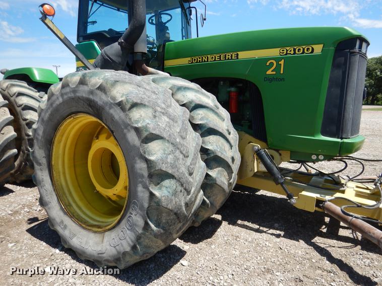image for item DG5809 2001 John Deere 9400 4WD tractor