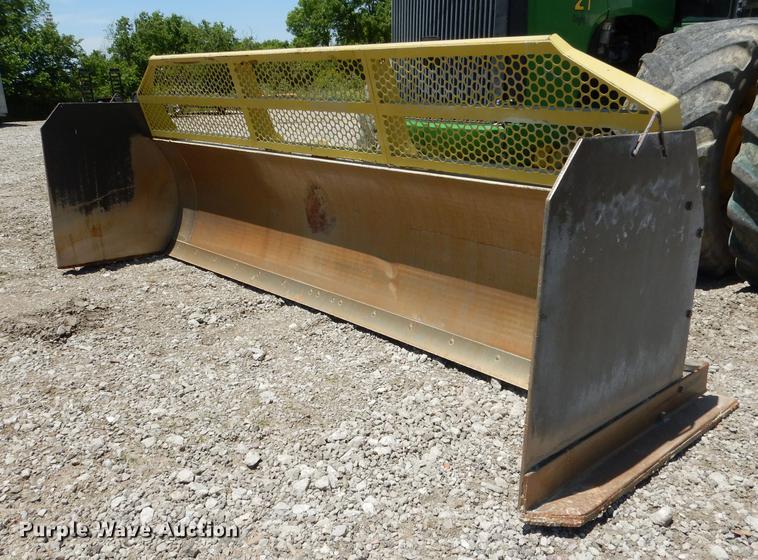 image for item DG5810 Degelman 12/1HA four-way dozer blade