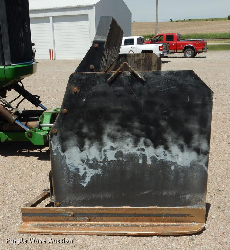 image for item DG5811 Leon Q9000 four-way dozer blade