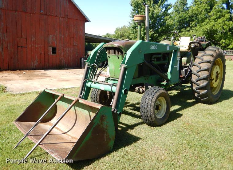 image for item ED9310 1963 John Deere 4010 tractor