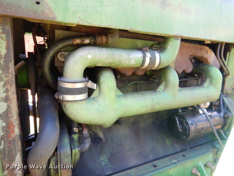 image for item ED9310 1963 John Deere 4010 tractor