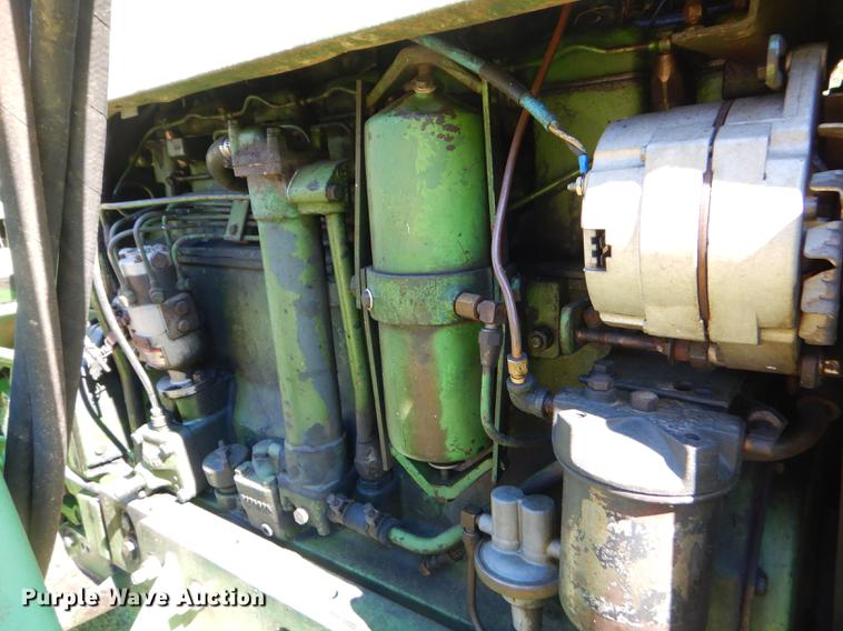 image for item ED9310 1963 John Deere 4010 tractor