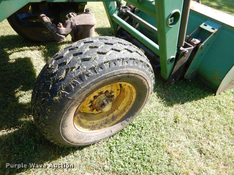 image for item ED9310 1963 John Deere 4010 tractor