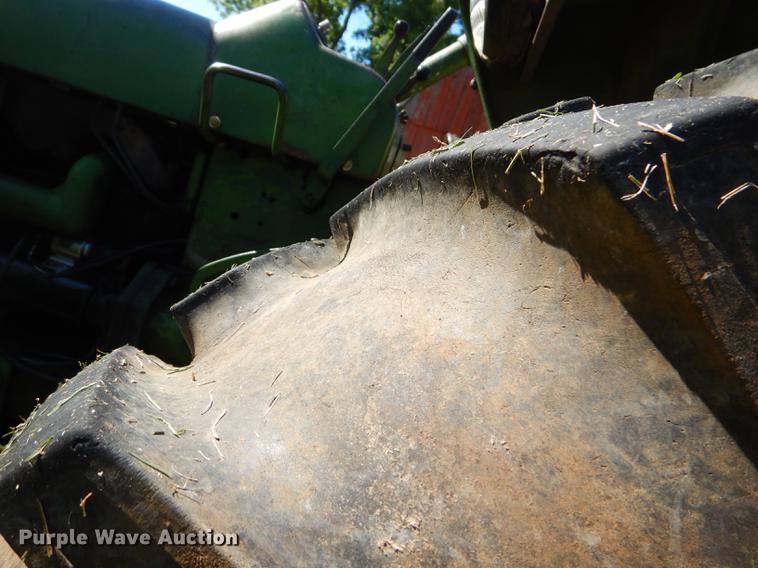 image for item ED9310 1963 John Deere 4010 tractor