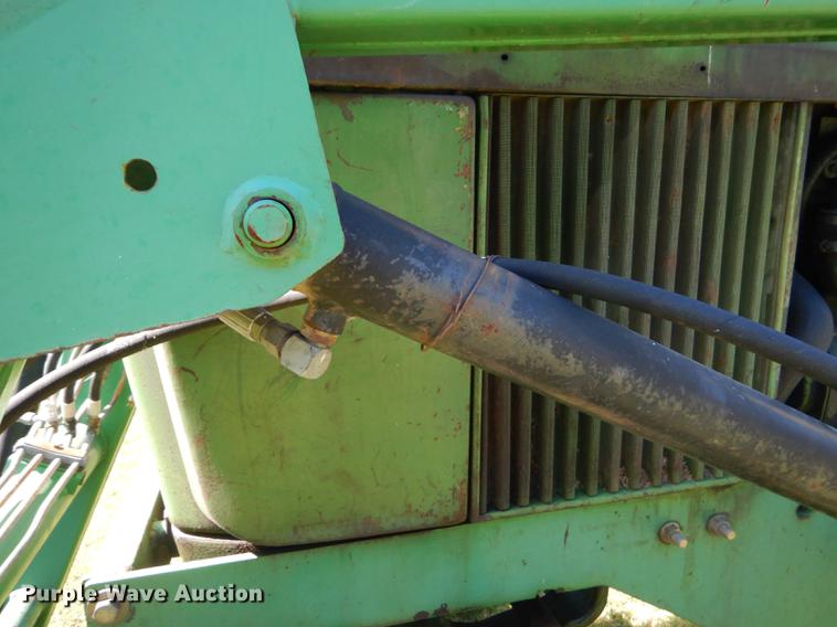 image for item ED9310 1963 John Deere 4010 tractor