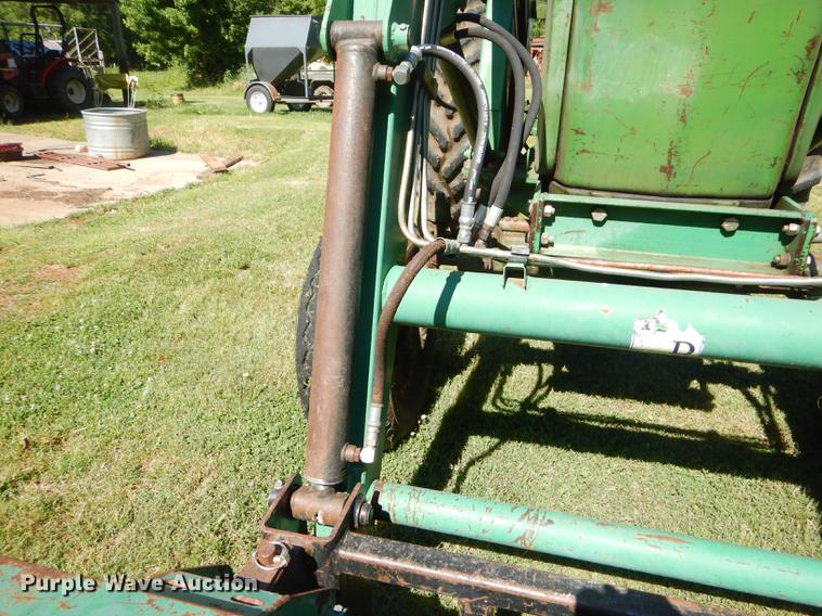 image for item ED9310 1963 John Deere 4010 tractor