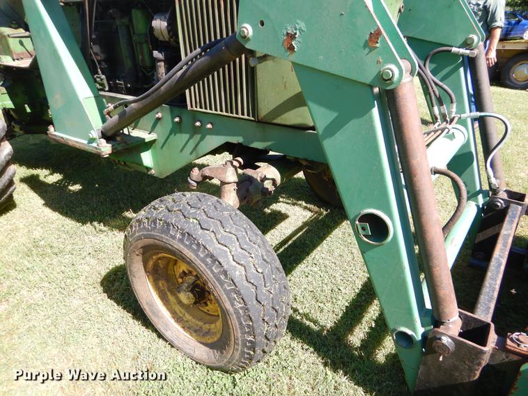 image for item ED9310 1963 John Deere 4010 tractor