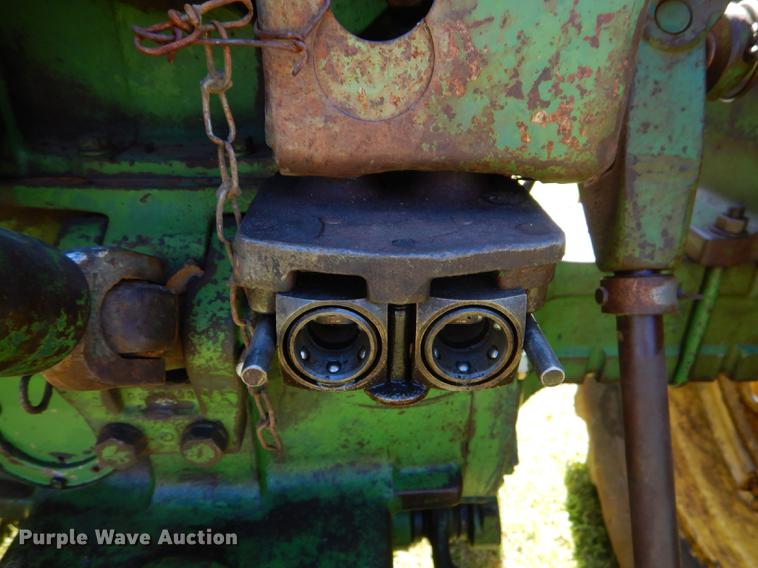 image for item ED9310 1963 John Deere 4010 tractor