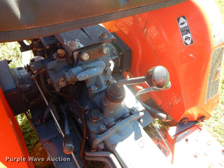 image for item ED9311 1998 Kubota B4200 MFWD tractor