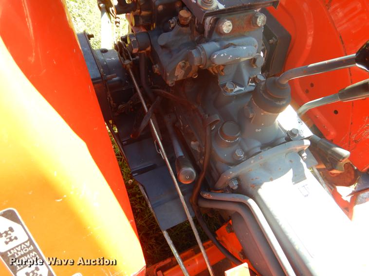 image for item ED9311 1998 Kubota B4200 MFWD tractor