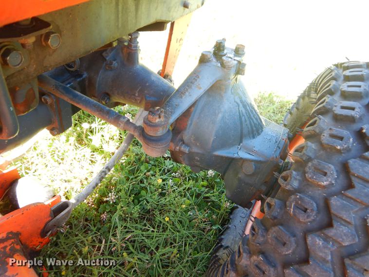 image for item ED9311 1998 Kubota B4200 MFWD tractor