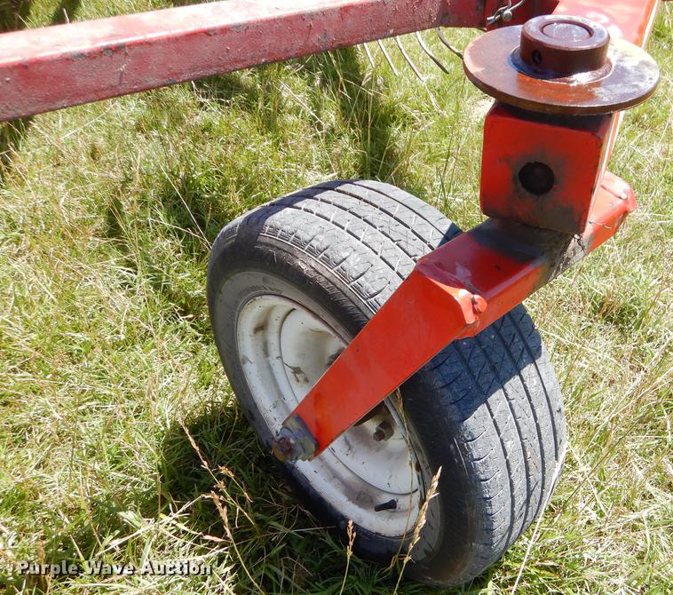 image for item ED9312 2003 Enorossi 12+3 hay rake