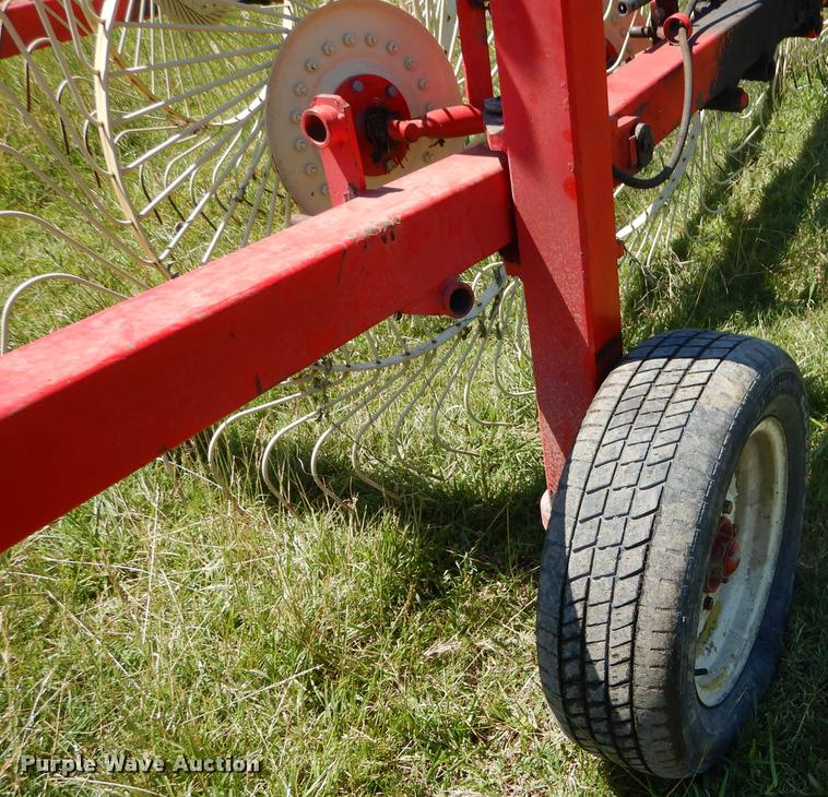 image for item ED9312 2003 Enorossi 12+3 hay rake