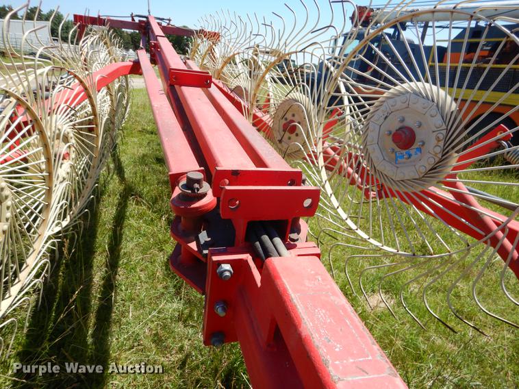 image for item ED9312 2003 Enorossi 12+3 hay rake