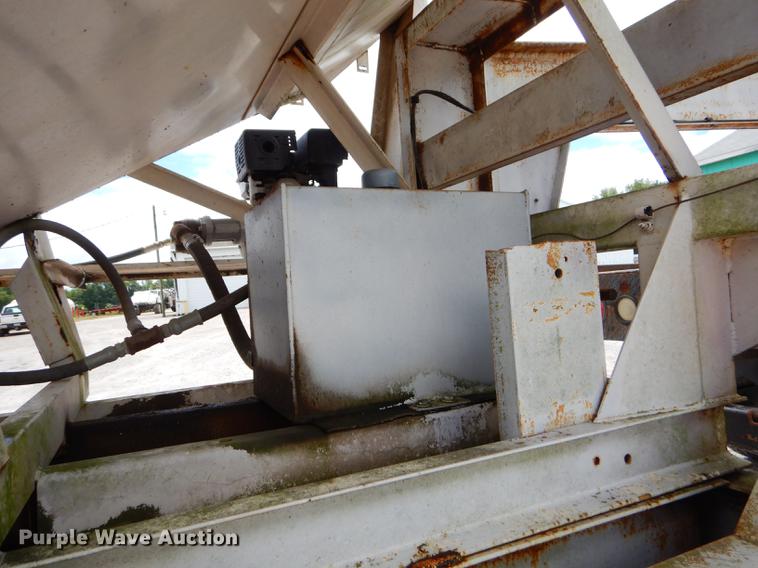 image for item ED9314 2008 Homemade fertilizer tender trailer