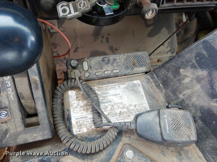 image for item ED9316 2002 International 2554 applicator truck