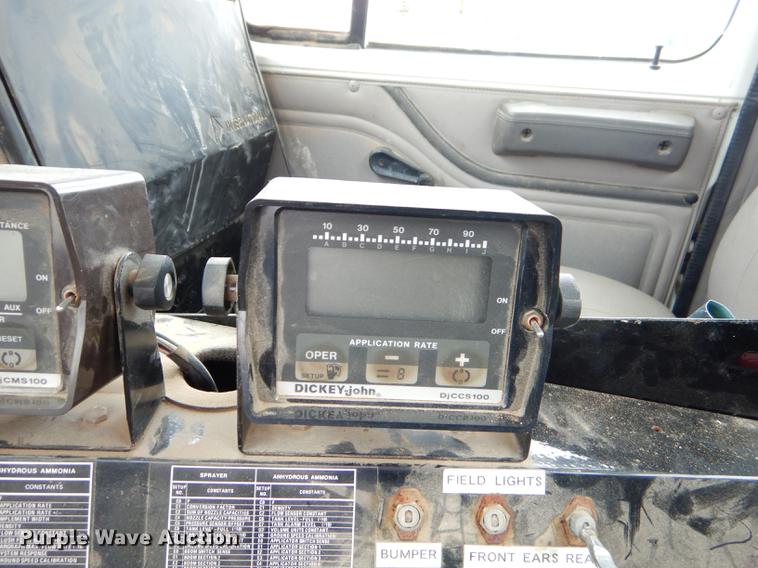 image for item ED9316 2002 International 2554 applicator truck