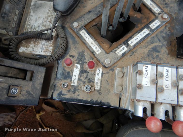 image for item ED9316 2002 International 2554 applicator truck