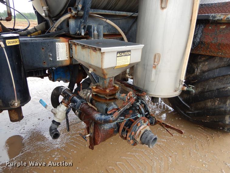 image for item ED9316 2002 International 2554 applicator truck