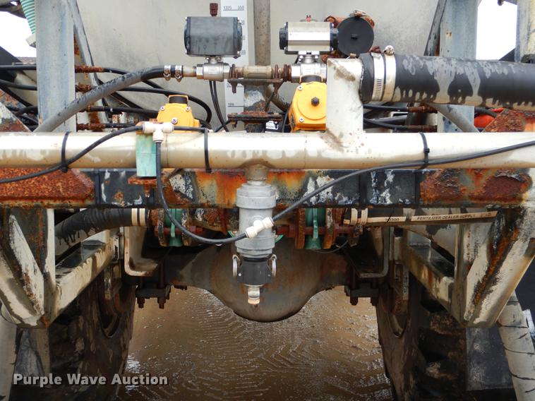 image for item ED9316 2002 International 2554 applicator truck