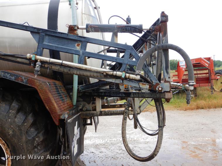 image for item ED9316 2002 International 2554 applicator truck