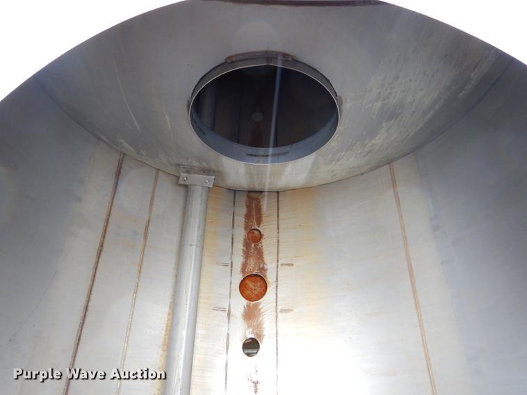 image for item ED9316 2002 International 2554 applicator truck