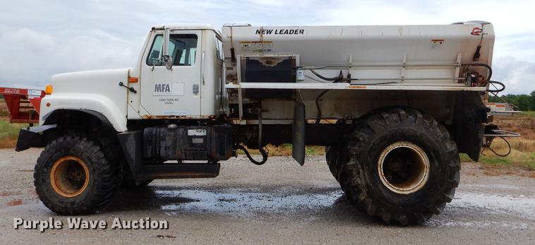 image for item ED9317 1997 International 2554 applicator truck
