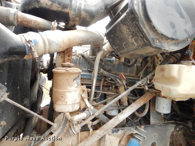 image for item ED9317 1997 International 2554 applicator truck