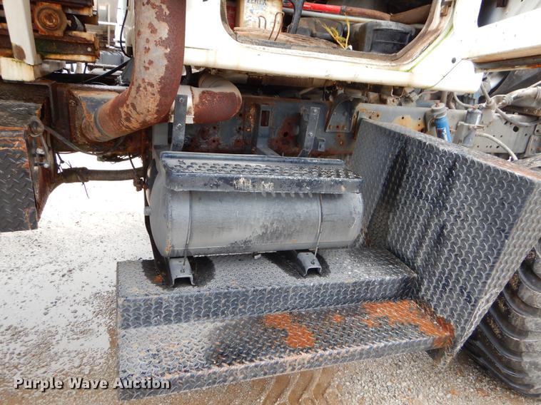 image for item ED9317 1997 International 2554 applicator truck