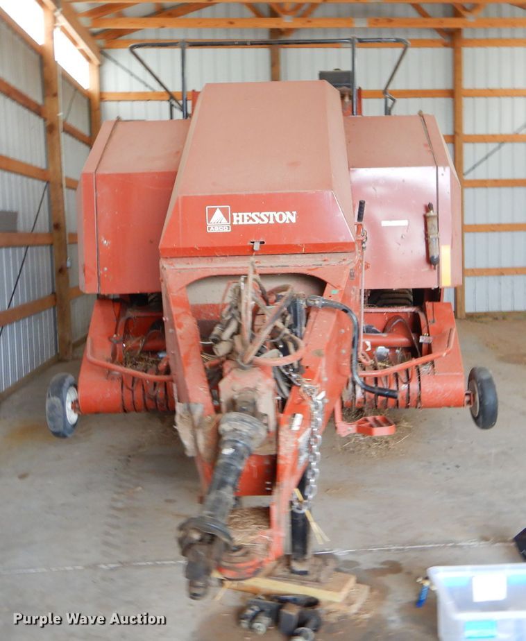image for item ED9360 2003 Hesston 4760 large square baler