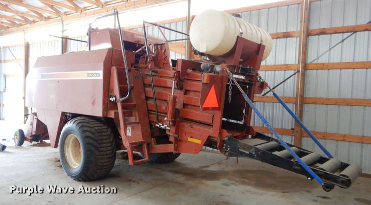 image for item ED9360 2003 Hesston 4760 large square baler