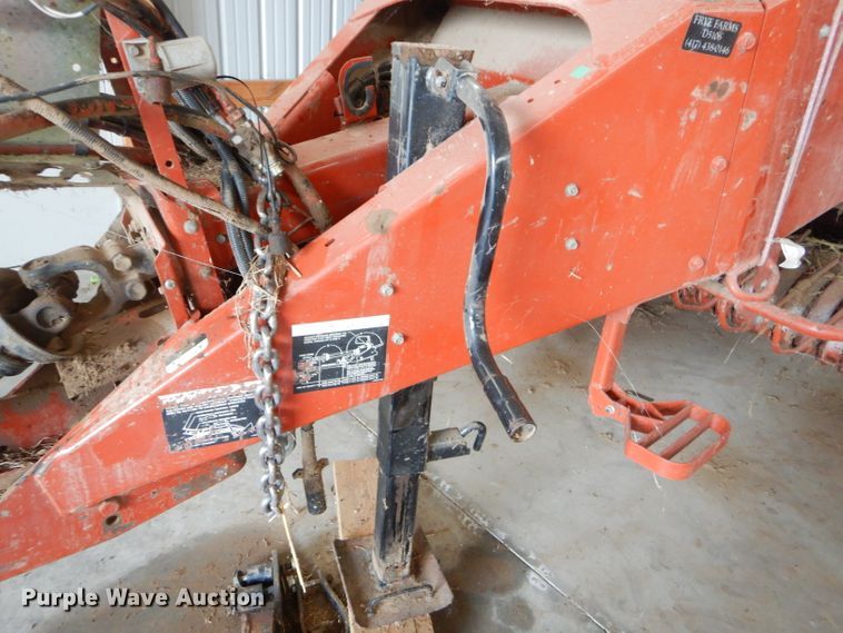 image for item ED9360 2003 Hesston 4760 large square baler