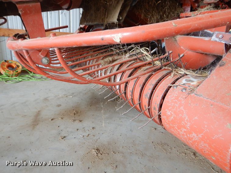 image for item ED9360 2003 Hesston 4760 large square baler