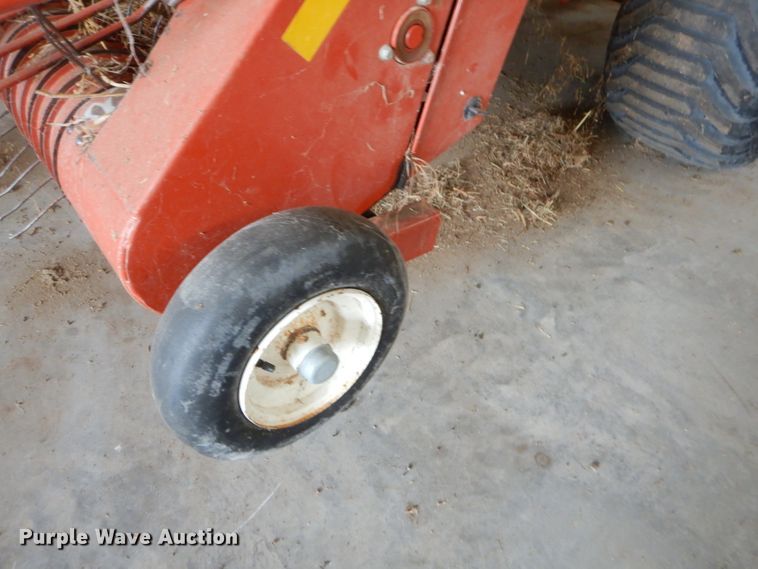 image for item ED9360 2003 Hesston 4760 large square baler