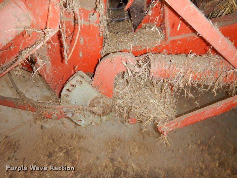 image for item ED9360 2003 Hesston 4760 large square baler