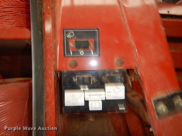 image for item ED9360 2003 Hesston 4760 large square baler