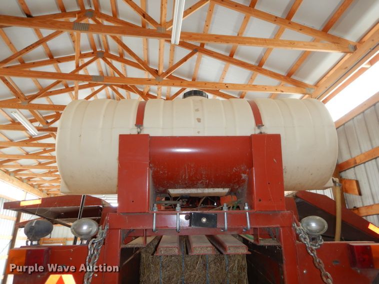 image for item ED9360 2003 Hesston 4760 large square baler